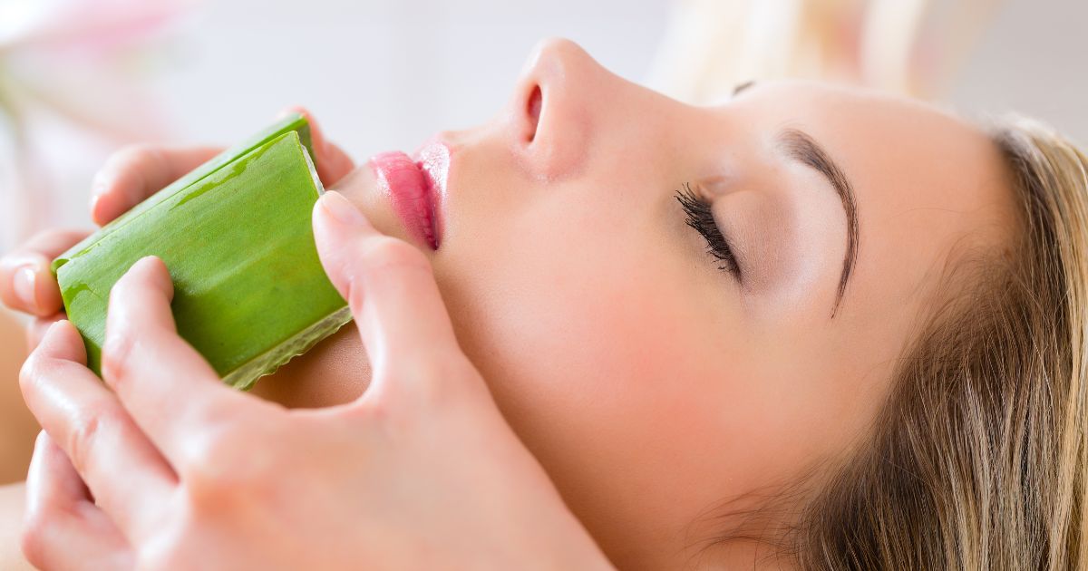 aloe on the face