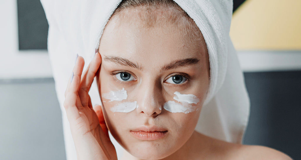 Quale Crema Applicare Prima Del Trucco quale-crema-applicare-prima-del-trucco